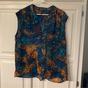 Daisy Fuentes size XL dressy tank top